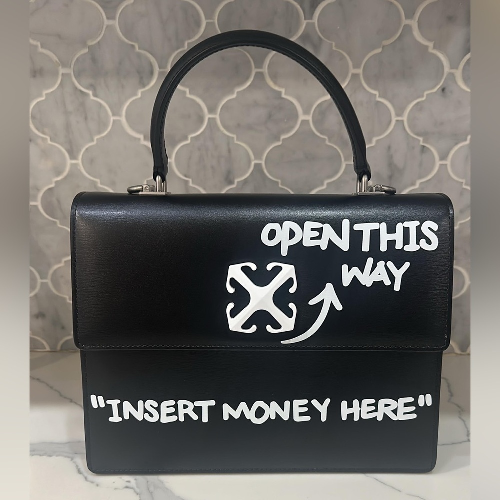 Off-White Jitney 2.8 ‘Cash Inside’ bag. NEW, includes strap + authentication
